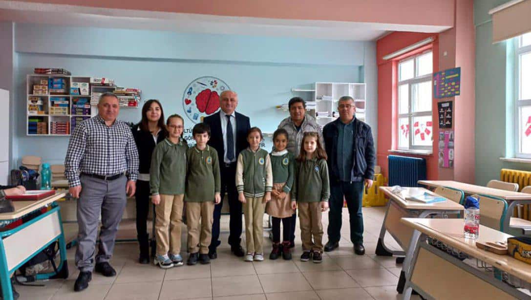 Gazi İlkokulumuz Akıl ve Zeka Oyunları Turnuvasında İlçemizi TÜRKİYE finallerinde temsil etme hakkı kazandı.