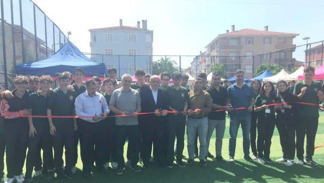 Kapaklı Mesleki ve Teknik Anadolu Lisesi  4006 TÜBİTAK Bilim Fuarı Açıldı.
