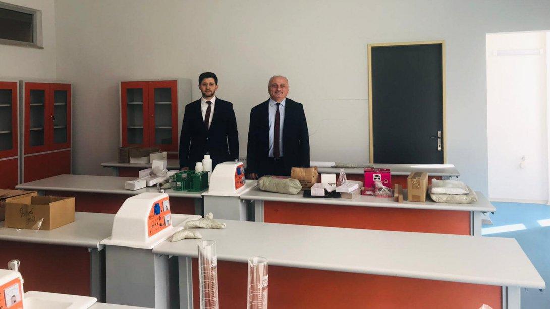 Milli Eğitim Bakanlığımızca Ertuğrul Gazi Anadolu Lisesimizin Fizik,Kimya ve Biyoloji Laboratuvarları Donatıldı.