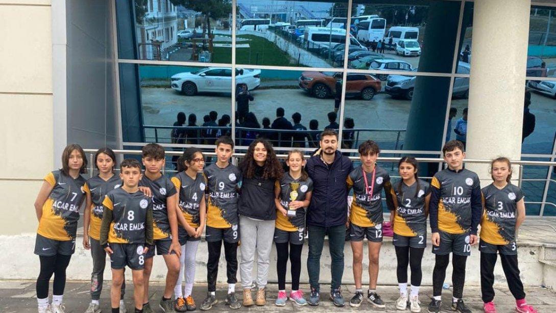 Ertuğrul Gazi Anadolu Lisemiz  Kros Yarışmalarından Ödülle Döndü